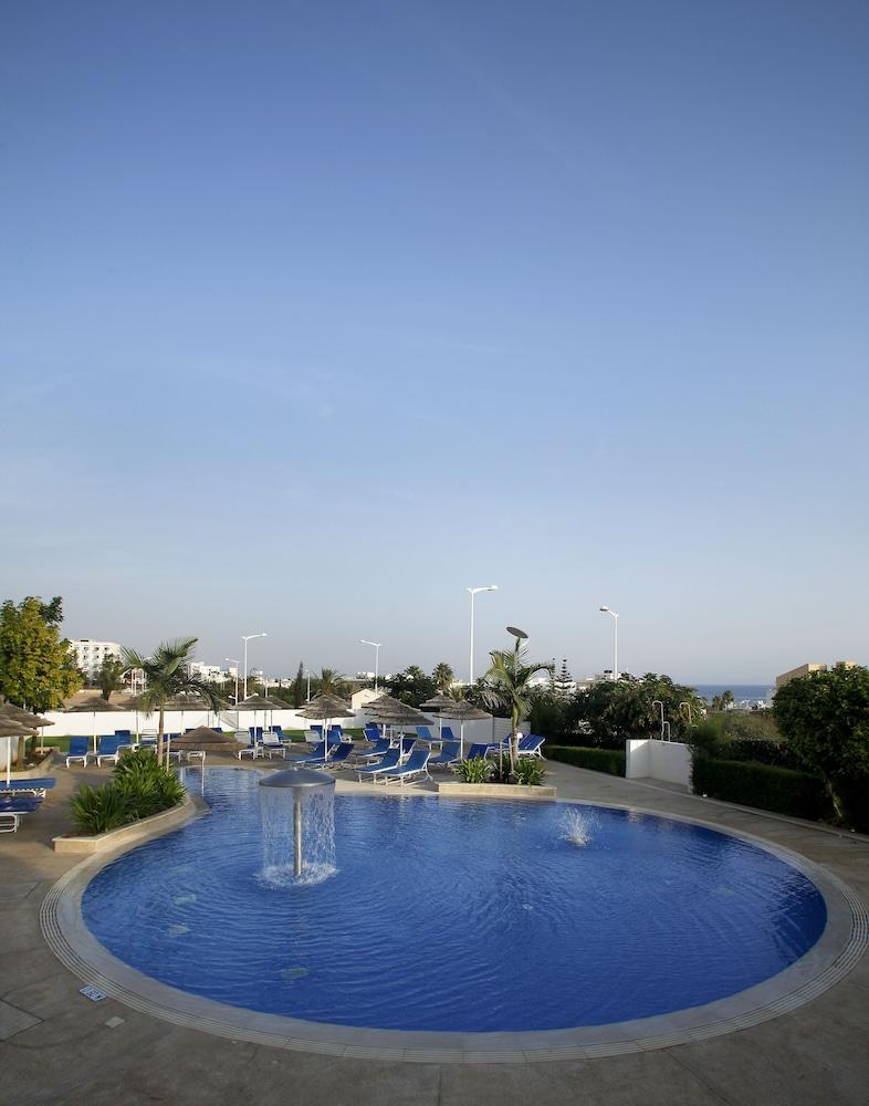 Sunrise Oasis Hotel & Waterpark Protaras Exterior photo